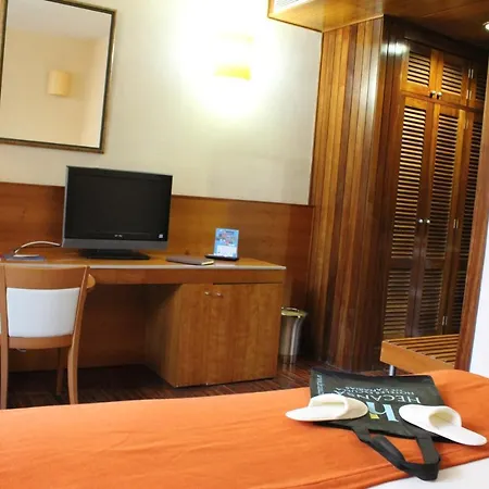 Escuela Cruz 4* Santa Cruz de Tenerife