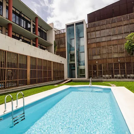 Escuela Cruz Hotell 4*