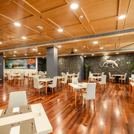 Escuela Cruz Hotell